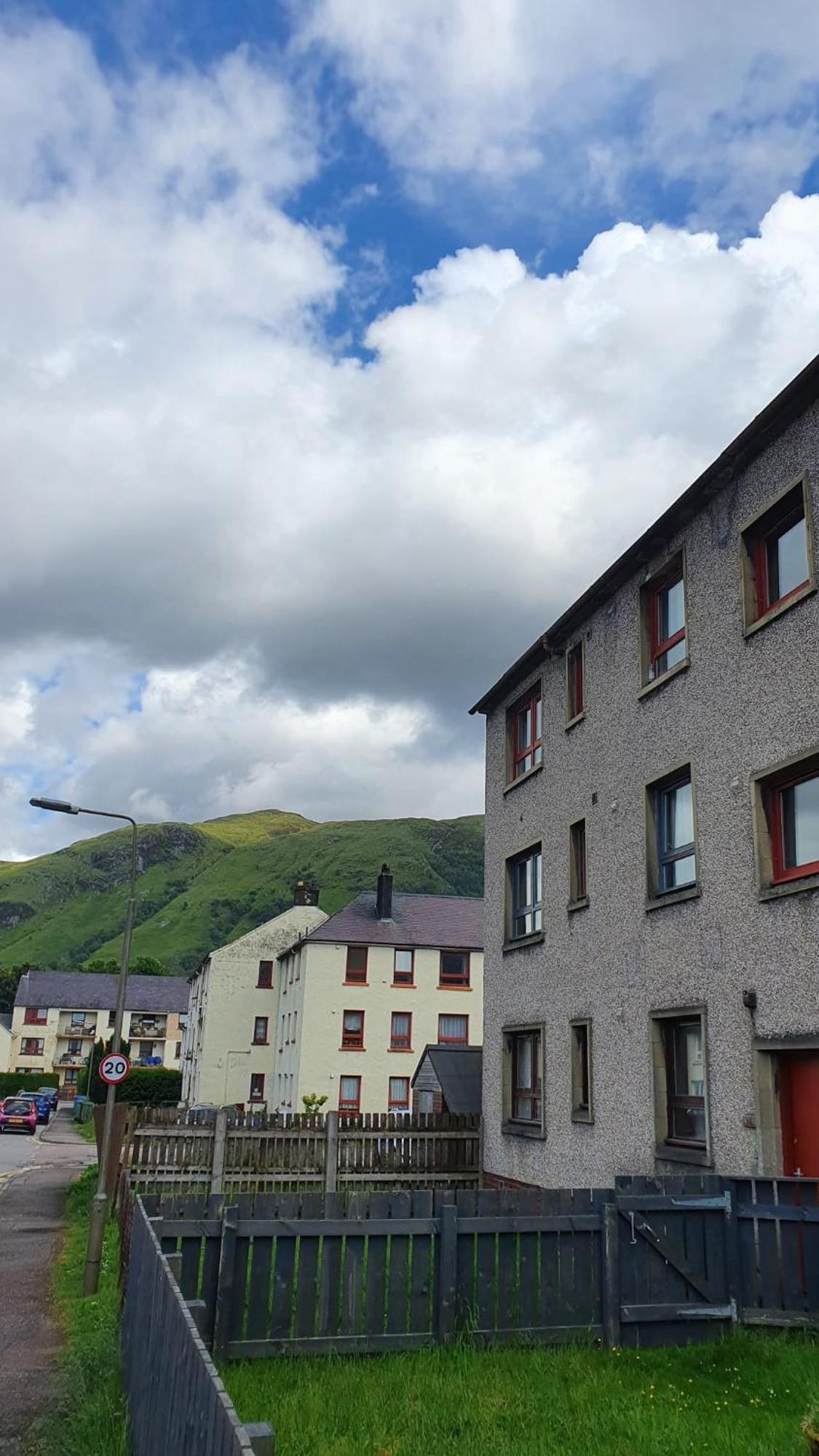 Regina Apartment In Fort William Eksteriør billede